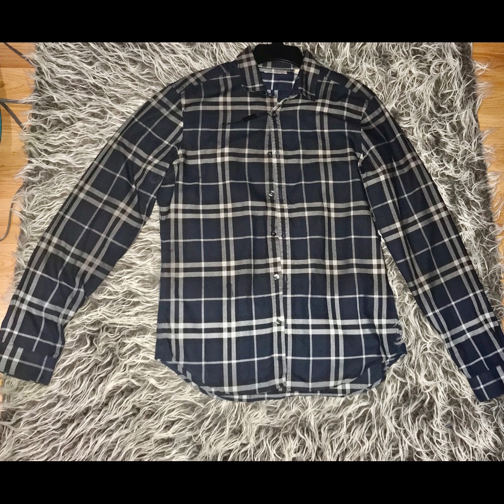 Burberry bottom up shirt